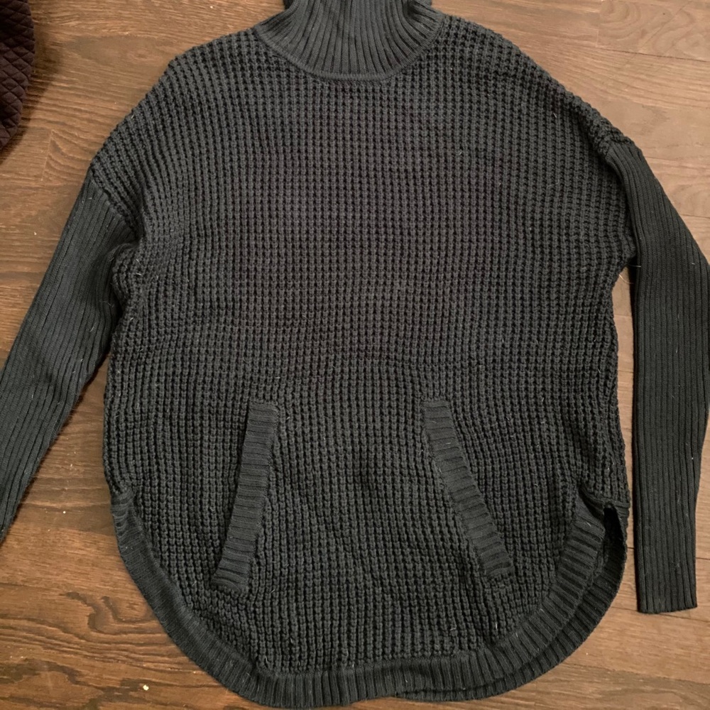 Michael Kors Green Turtleneck